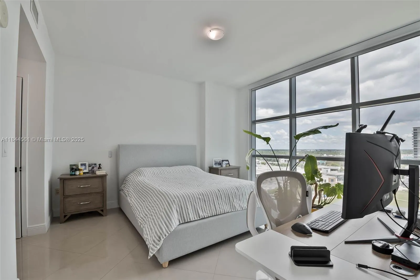 Miami, Florida 33137, United States, 1 Bedroom Bedrooms, ,4 BathroomsBathrooms,Residential,Active,177745