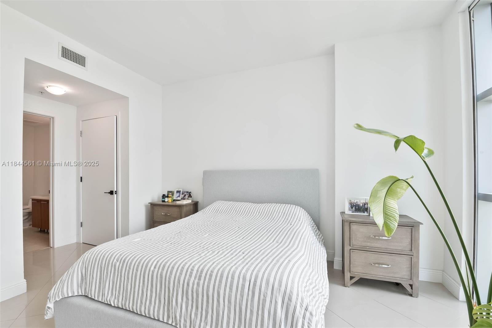 FOUR MIDTOWN MIAMI CONDO - Residential