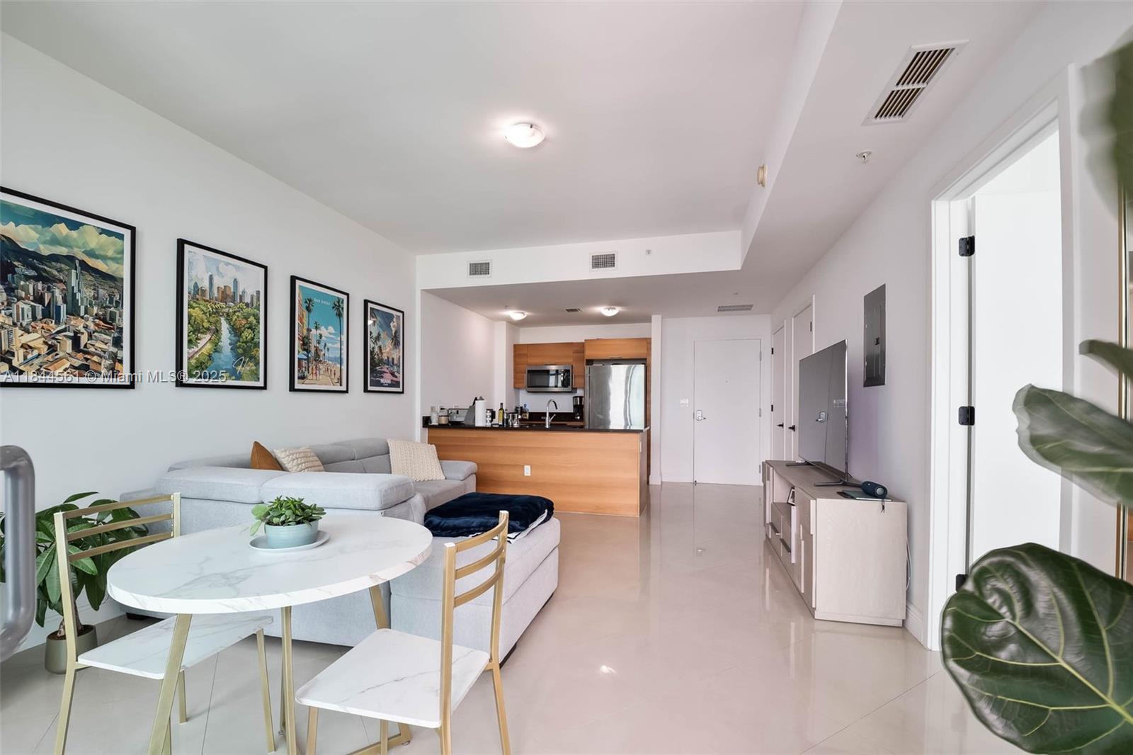 FOUR MIDTOWN MIAMI CONDO - Residential