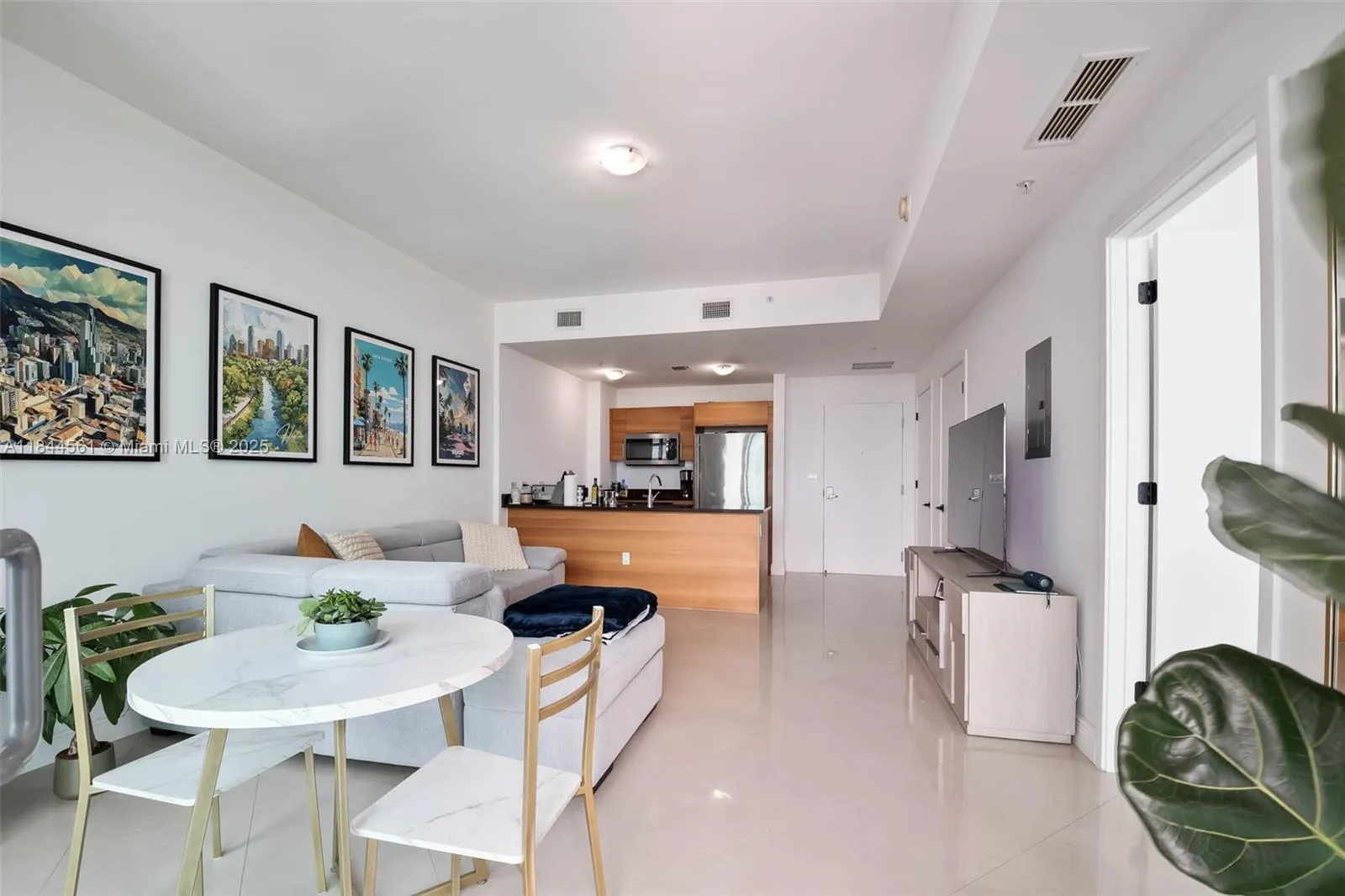 Miami, Florida 33137, United States, 1 Bedroom Bedrooms, ,4 BathroomsBathrooms,Residential,Active,177745