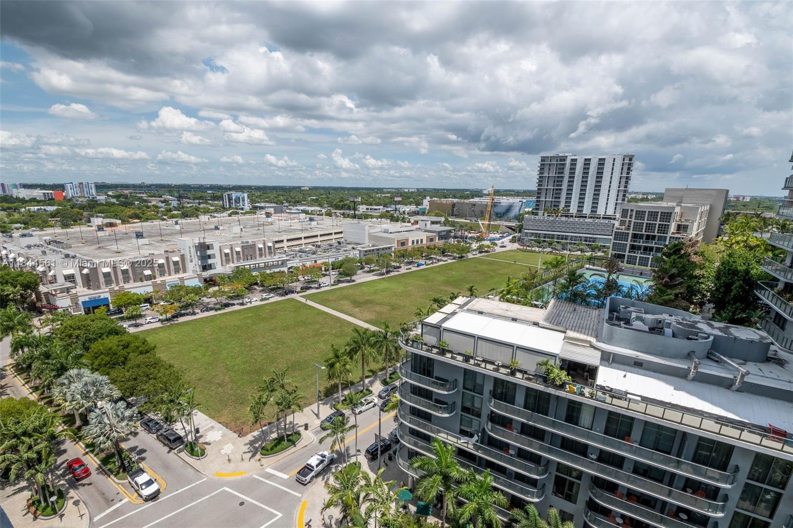 FOUR MIDTOWN MIAMI CONDO - Residential