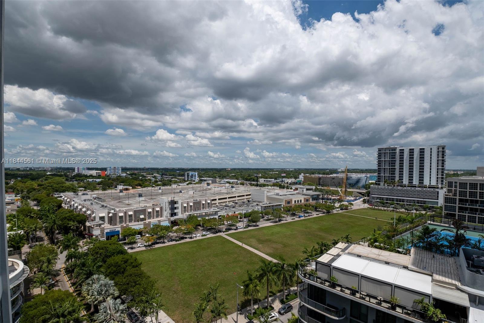 FOUR MIDTOWN MIAMI CONDO - Residential