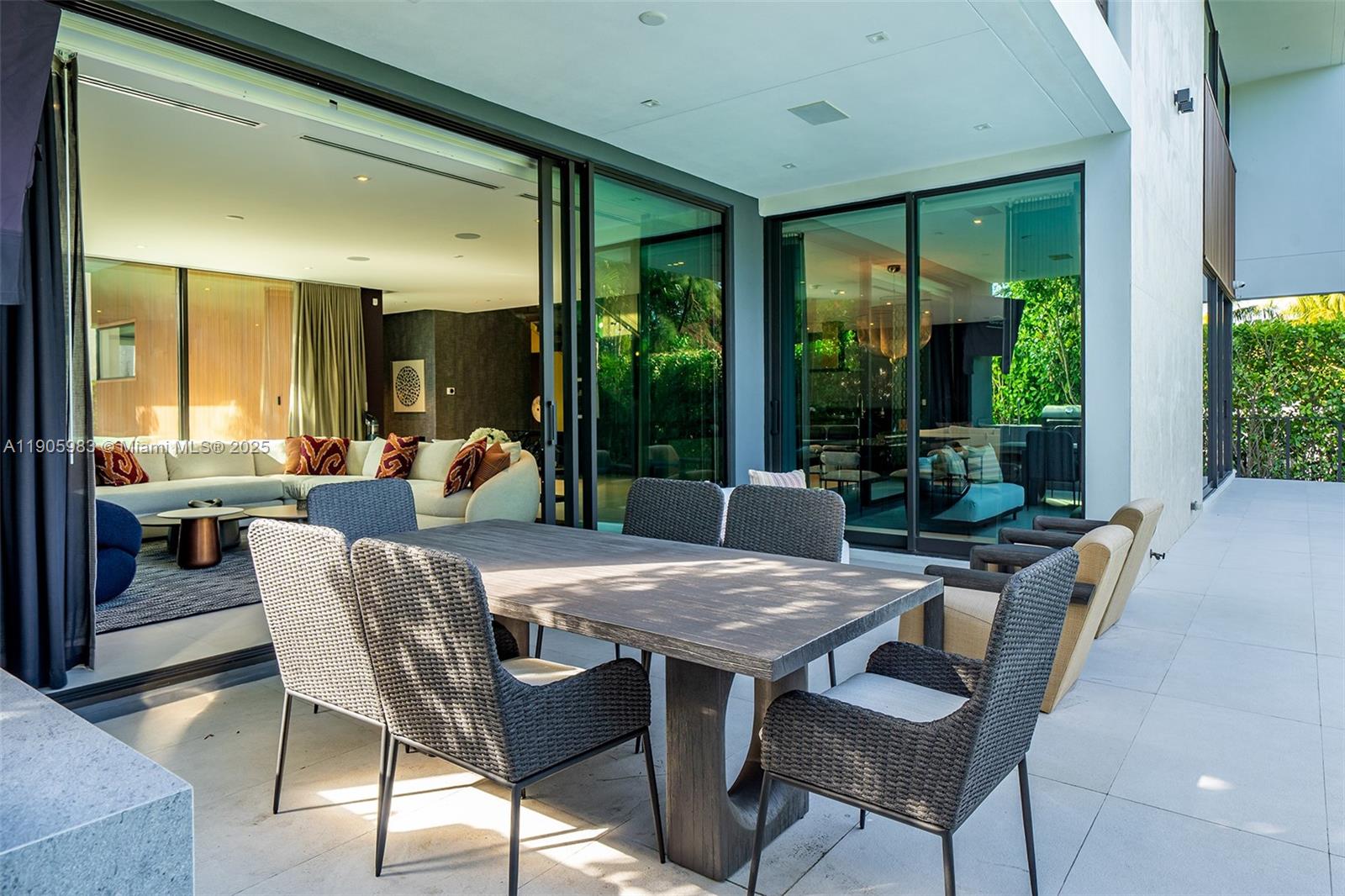 NAUTILUS EXTENSION 3RD - Residential Lease