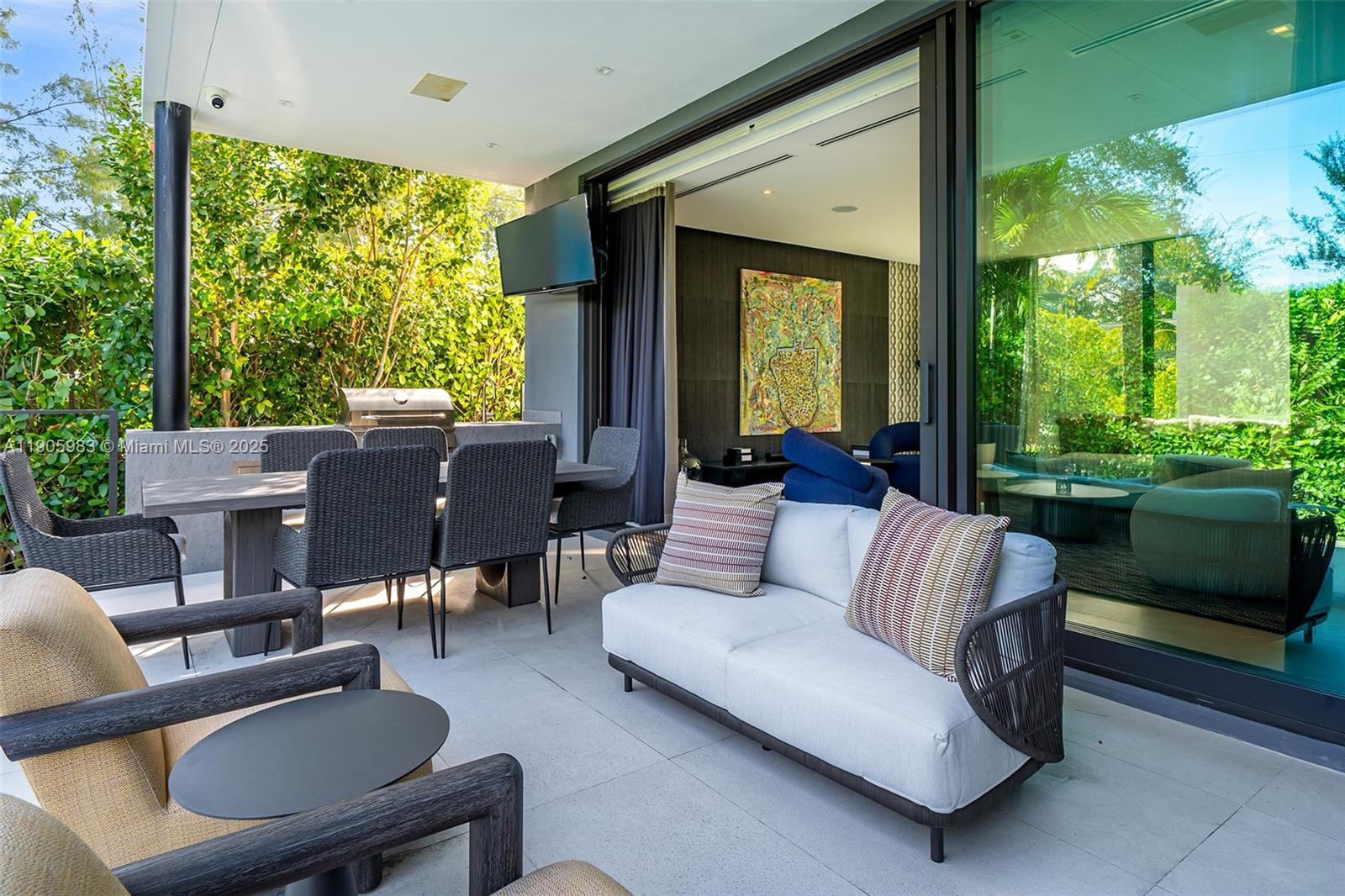 NAUTILUS EXTENSION 3RD - Residential Lease