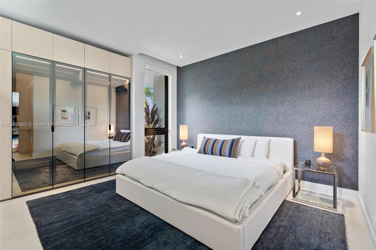 NAUTILUS EXTENSION 3RD - Residential Lease