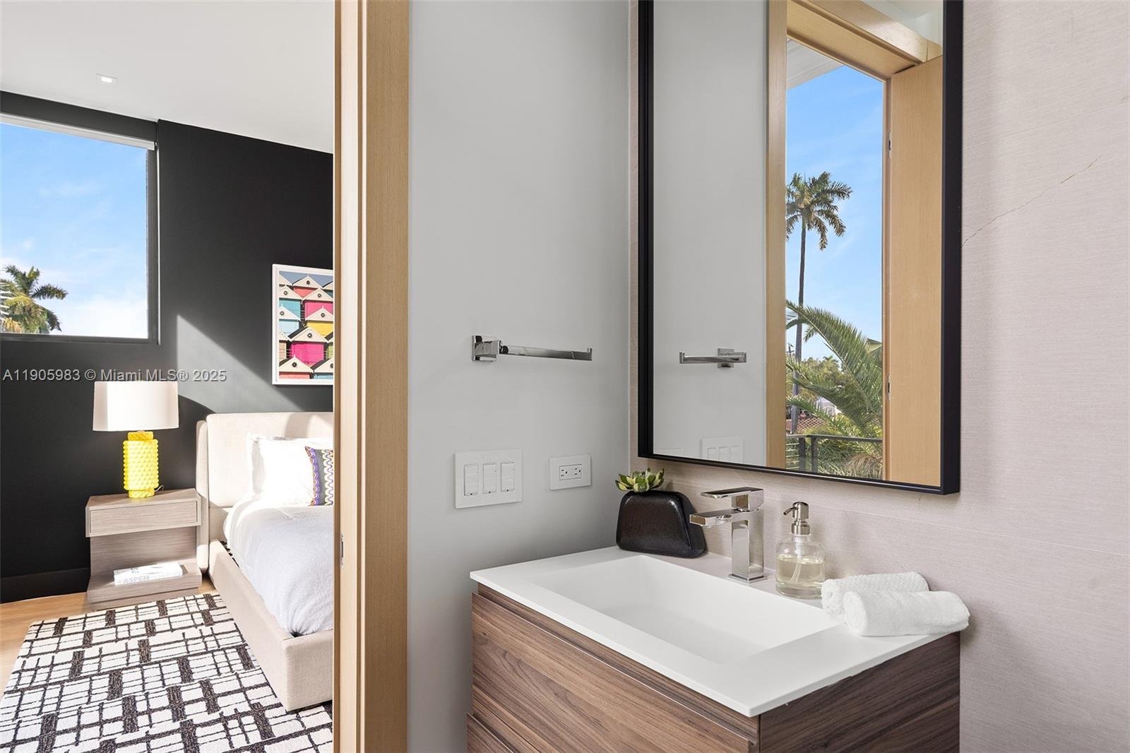 NAUTILUS EXTENSION 3RD - Residential Lease