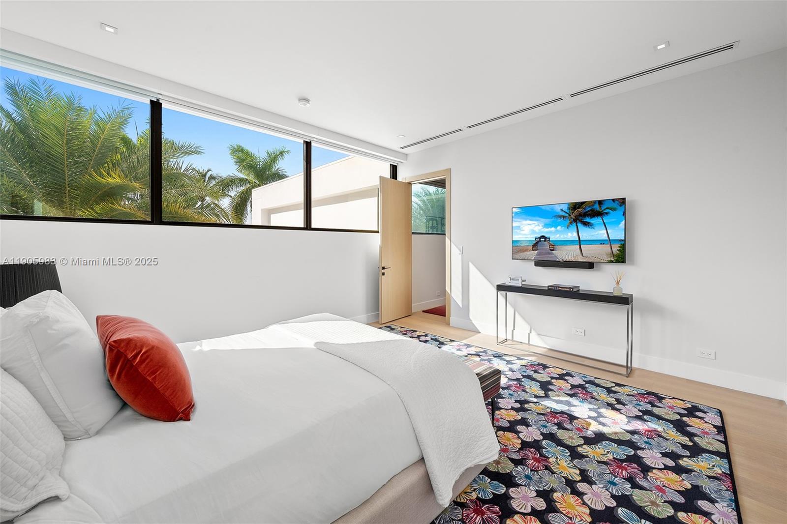 NAUTILUS EXTENSION 3RD - Residential Lease