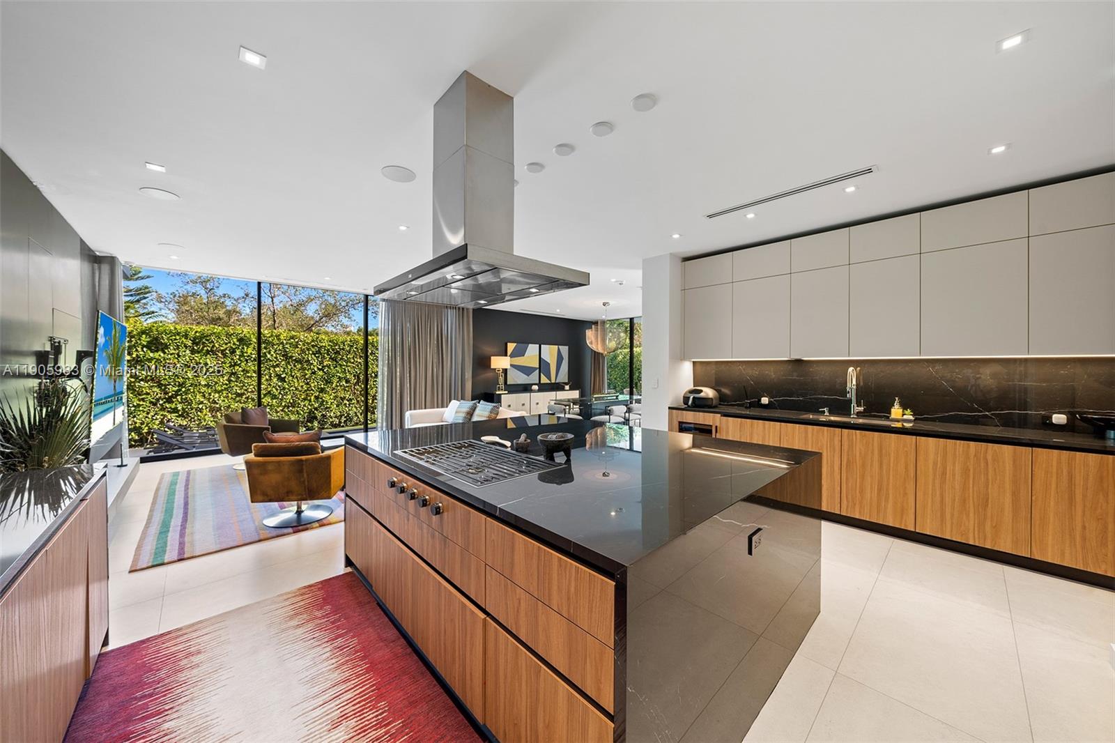 NAUTILUS EXTENSION 3RD - Residential Lease