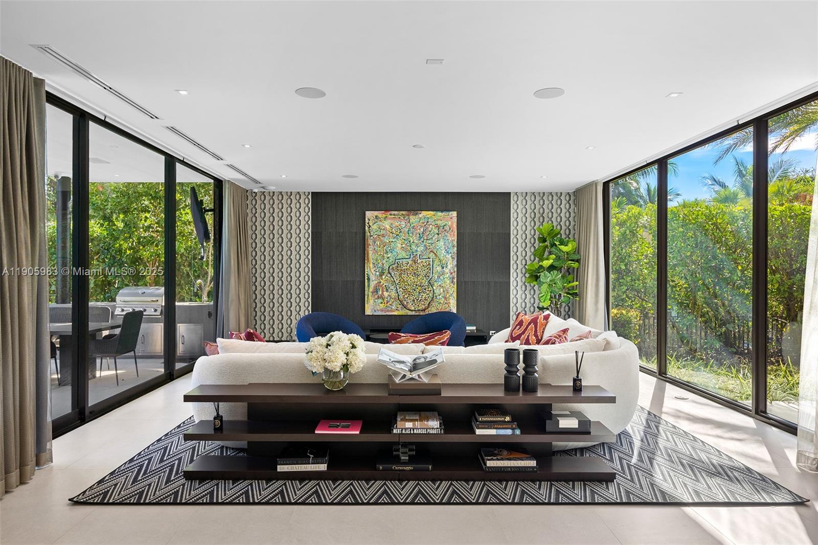 NAUTILUS EXTENSION 3RD - Residential Lease