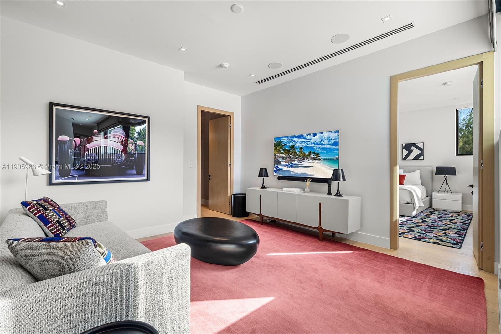 NAUTILUS EXTENSION 3RD - Residential Lease