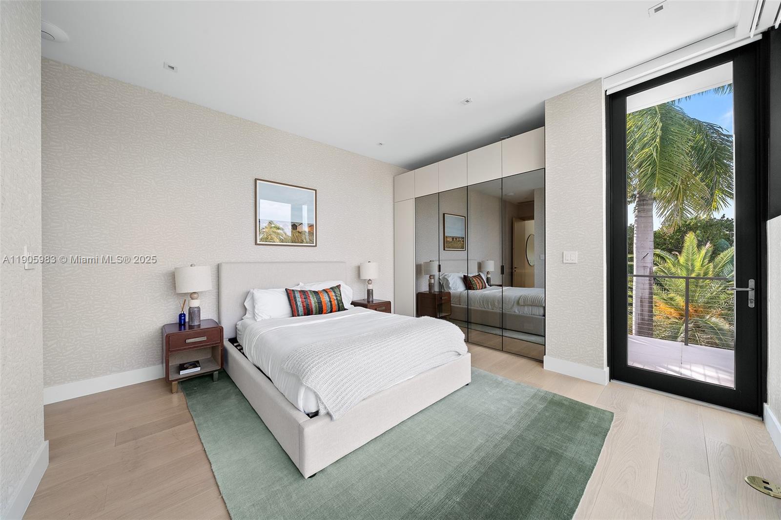 NAUTILUS EXTENSION 3RD - Residential Lease