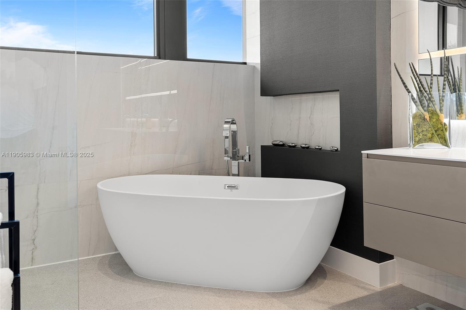 NAUTILUS EXTENSION 3RD - Residential Lease