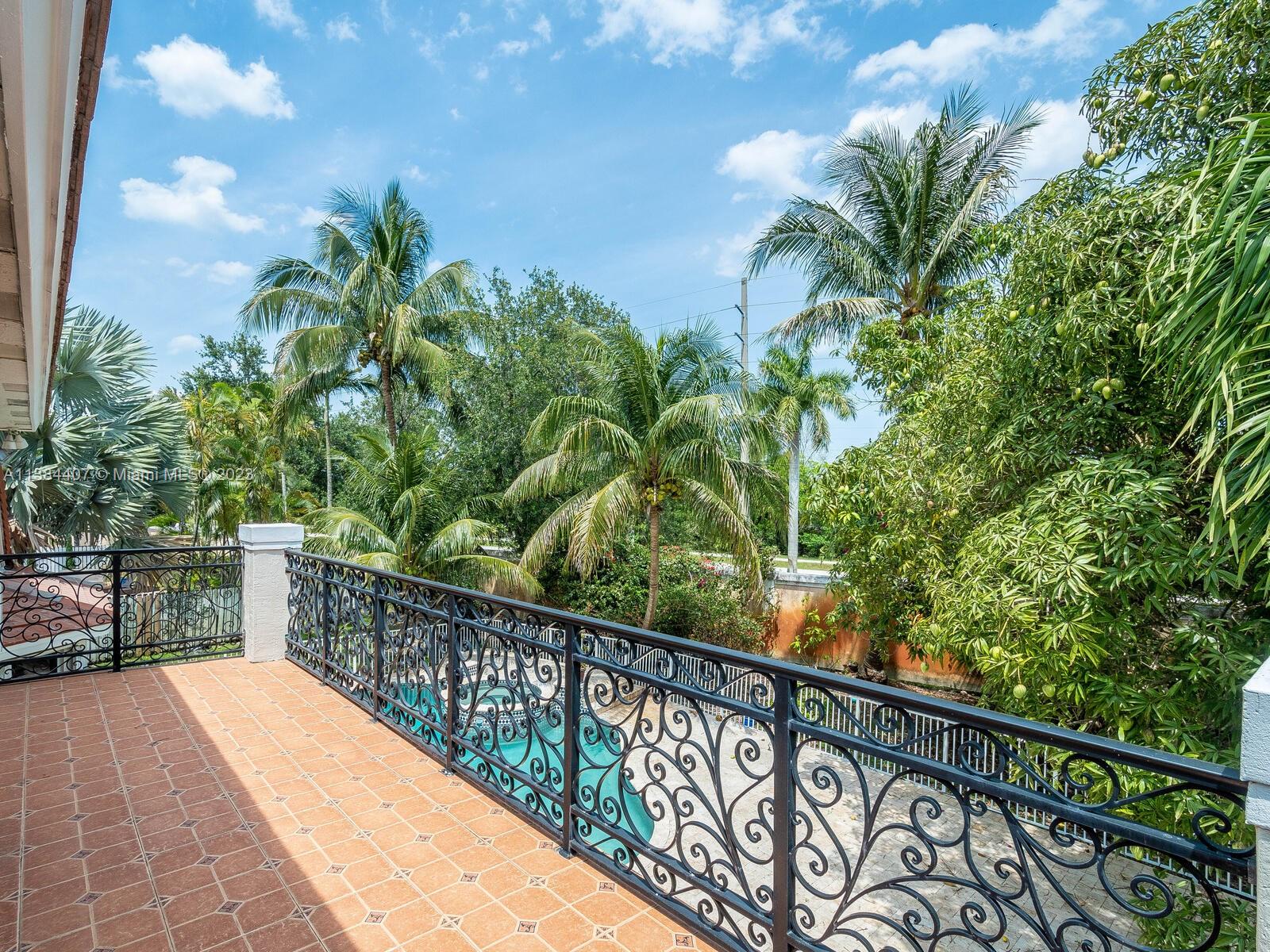 TWIN ACRES - Residential Lease