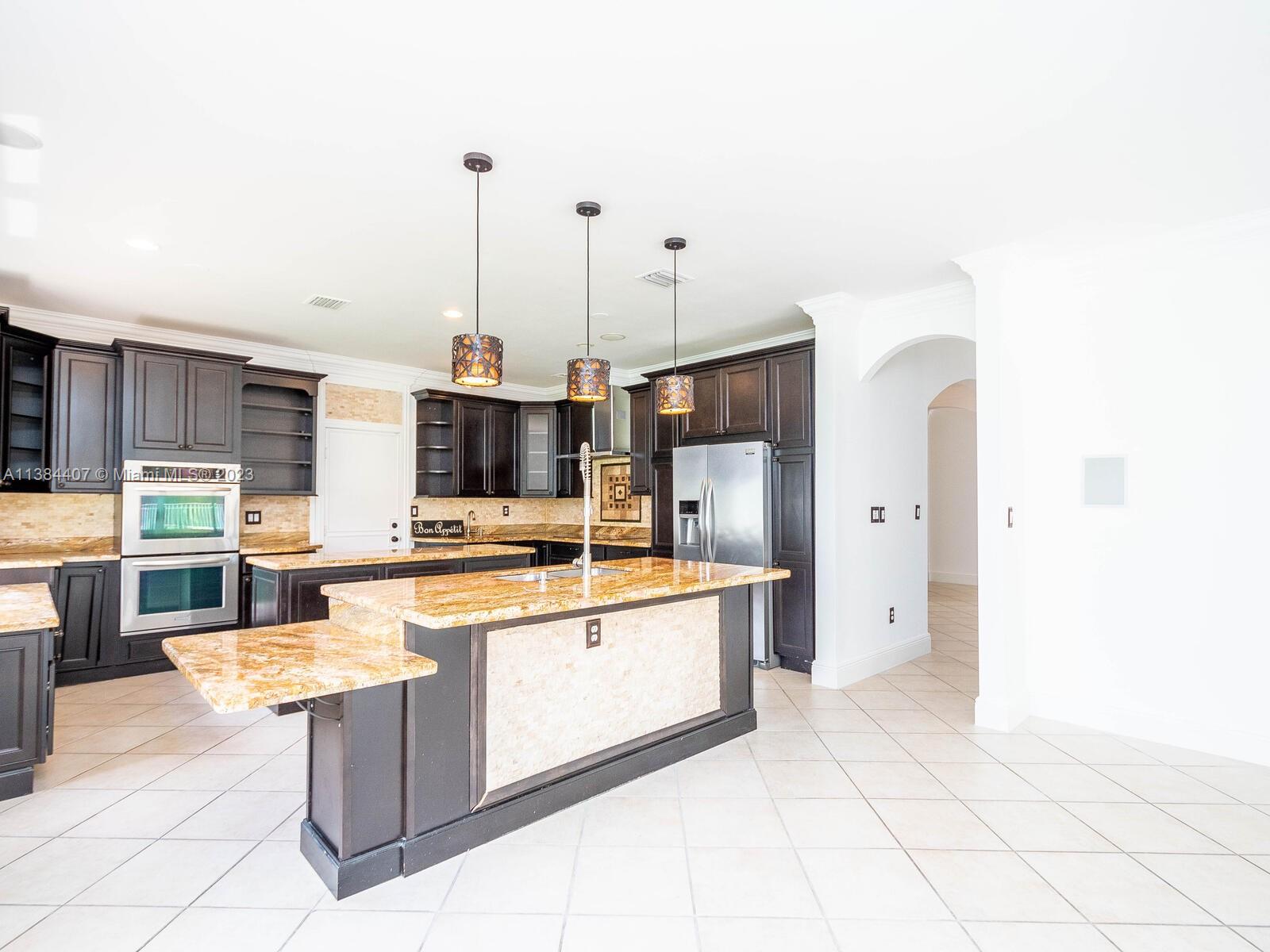 TWIN ACRES - Residential Lease