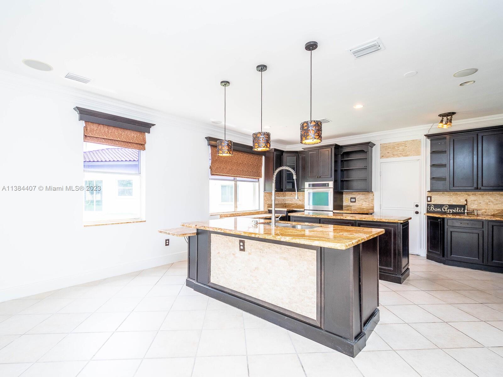 TWIN ACRES - Residential Lease