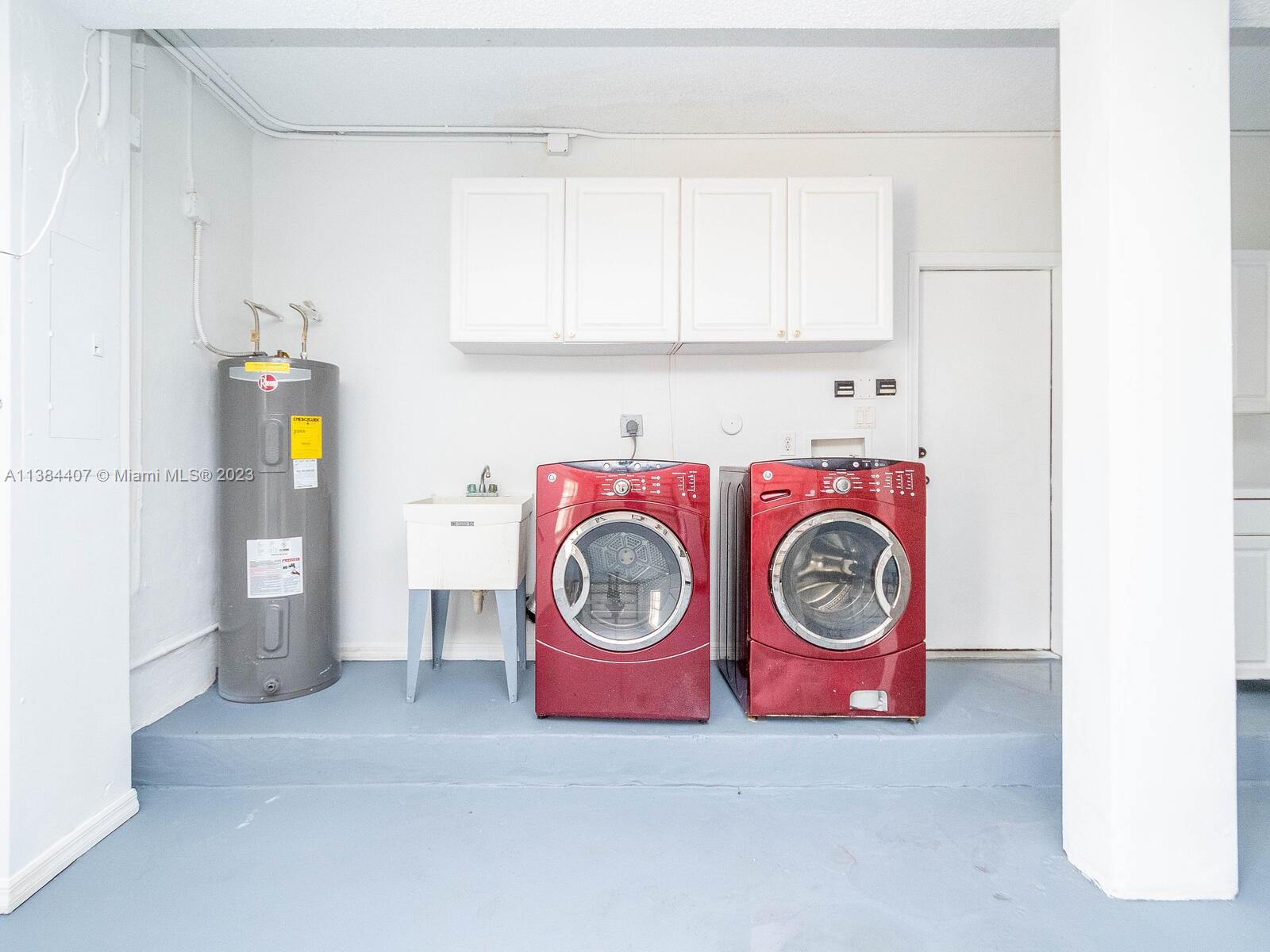 TWIN ACRES - Residential Lease