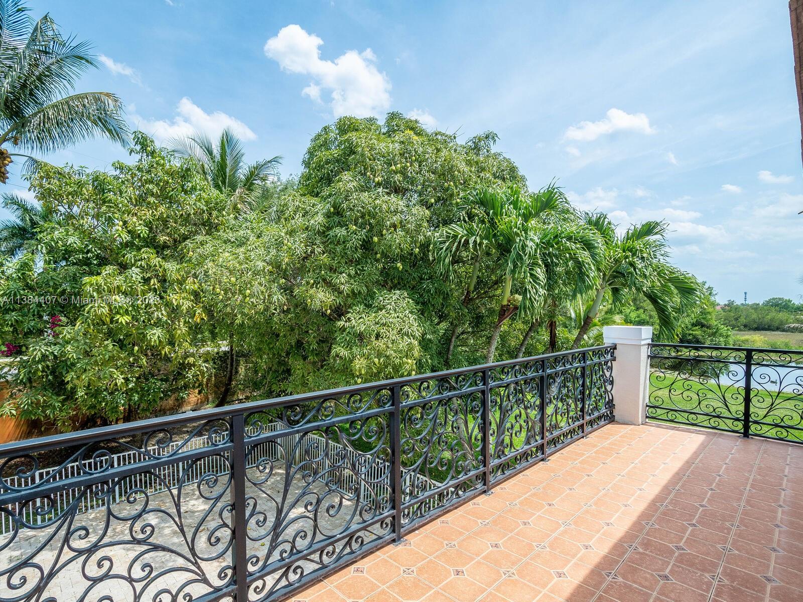 TWIN ACRES - Residential Lease