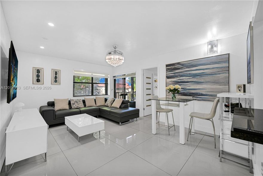 MOTIVATED SELLER! Excellent opportunity in the heart of Hialeah. Beautiful fully remodeled 2-bedroom, 2-bathroom apartment. Spacious, bright, and featuring a modern design. Porcelain flooring throughout and an updated kitchen with stainless steel appliances, ideal for those seeking a move-in ready home with no additional investment needed.

Located in a gated community with 24/7 security, swimming pools, lakes, and recreational areas. Conveniently situated near top schools, banks, shopping centers, and major highways.

This property will not last on the market!