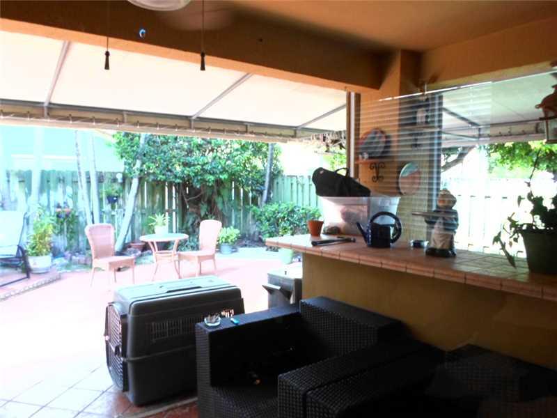 PEACOCKS POINT - Residential