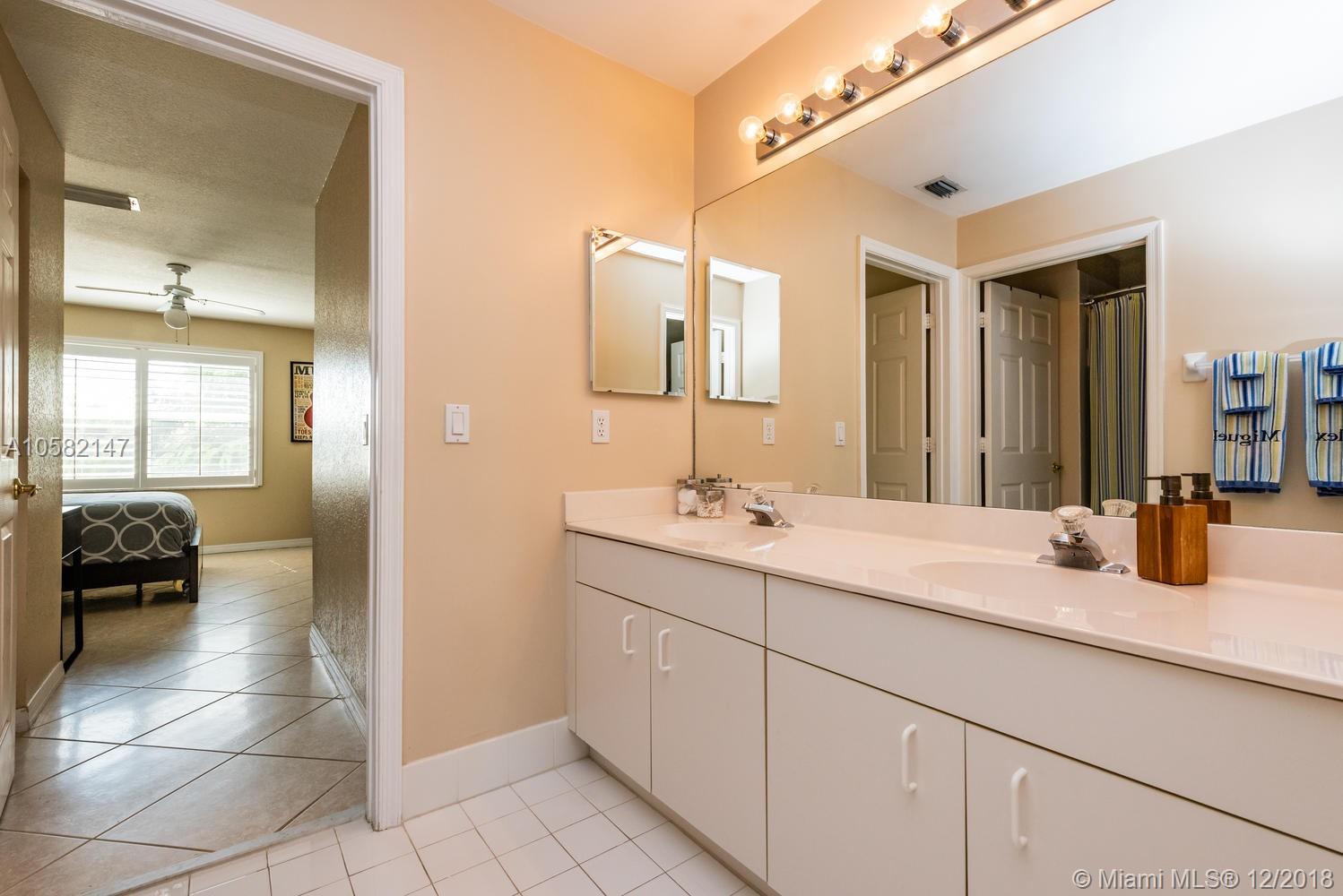 AMBER-RUBY COVE PLAT - Residential
