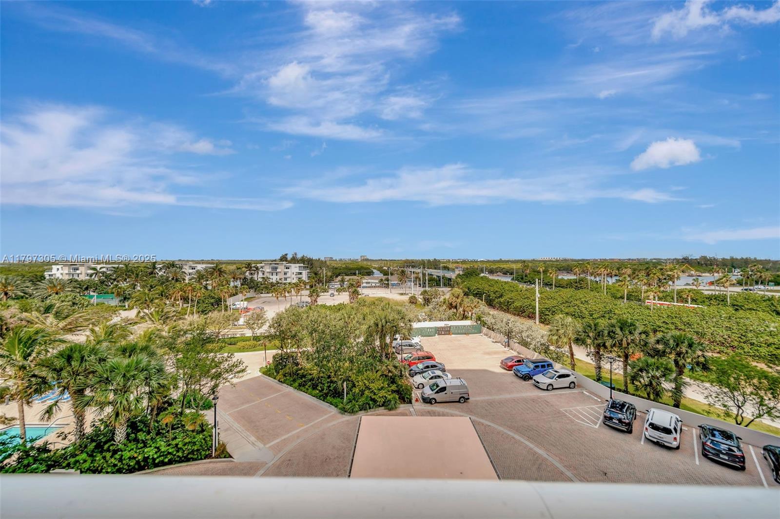 RENAISSANCE ON THE OCEAN - Residential