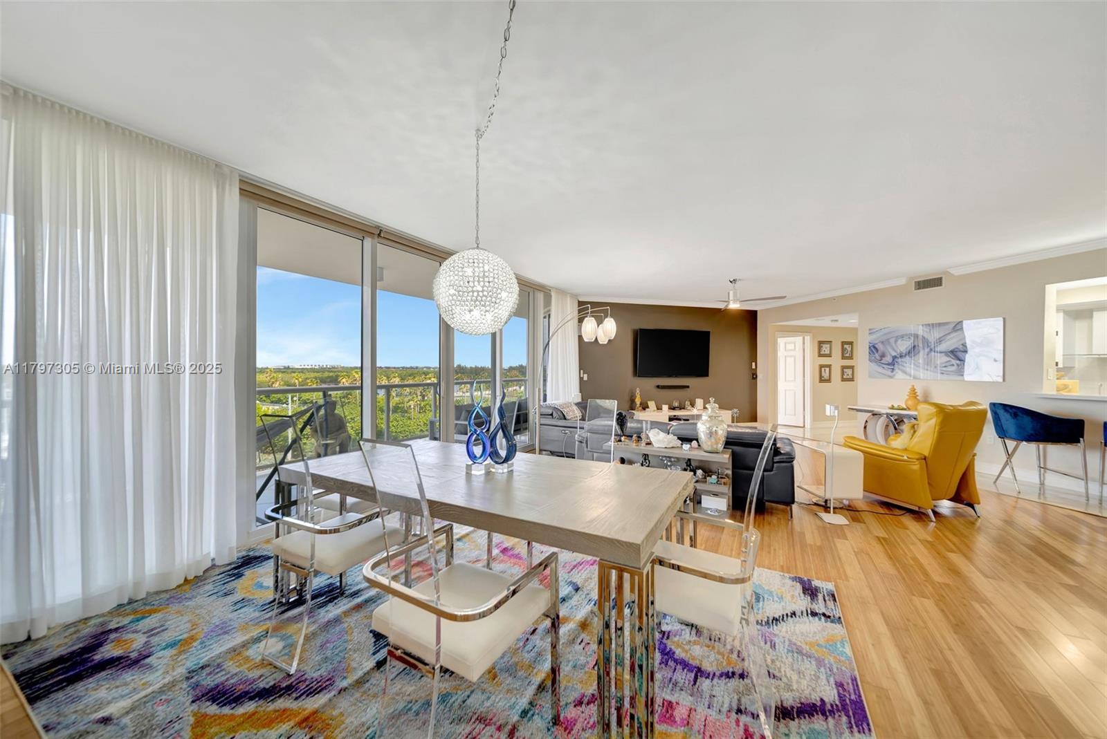 RENAISSANCE ON THE OCEAN - Residential