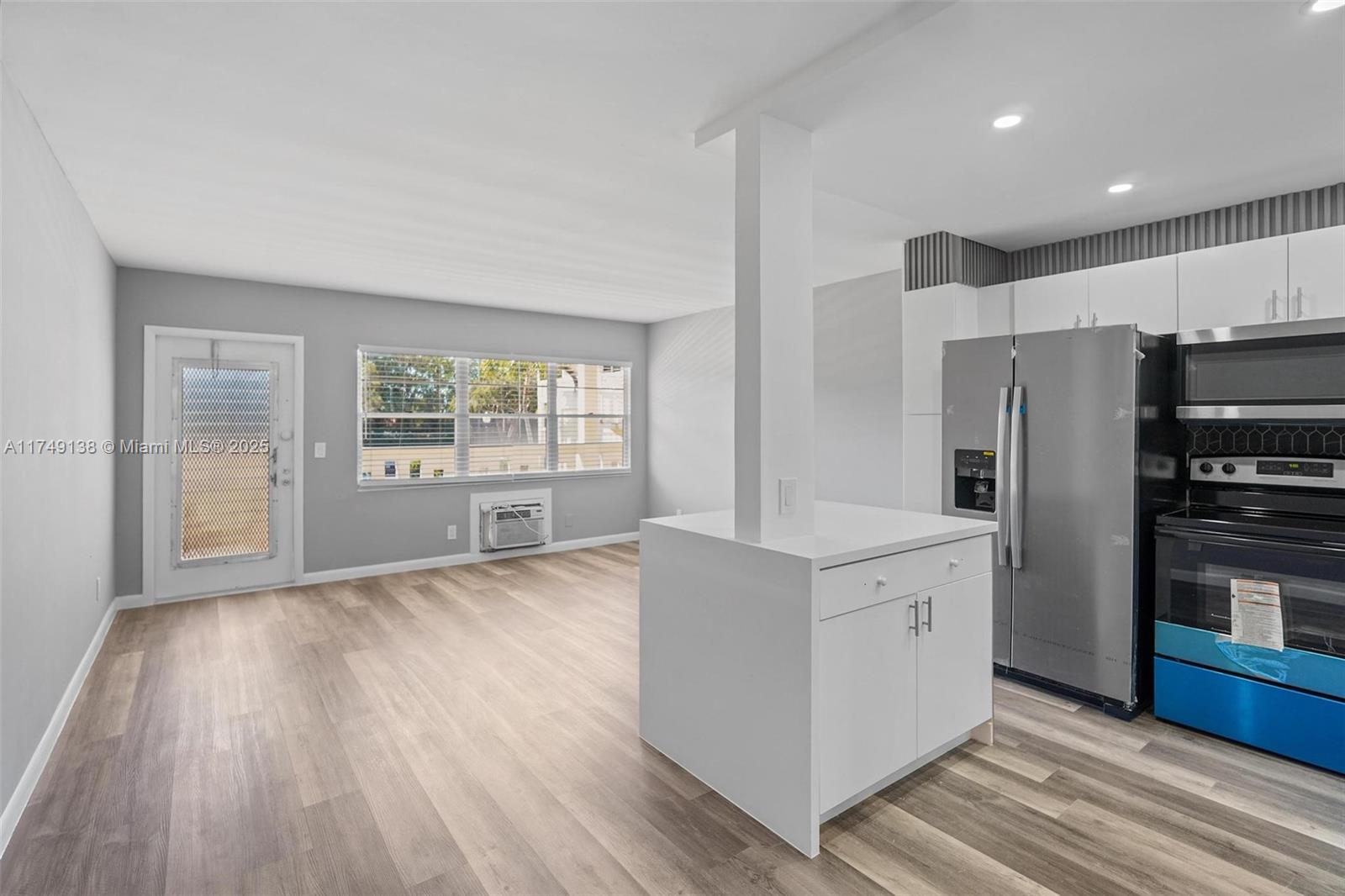 DORSET AT CENTURY VILLAGE - Residential