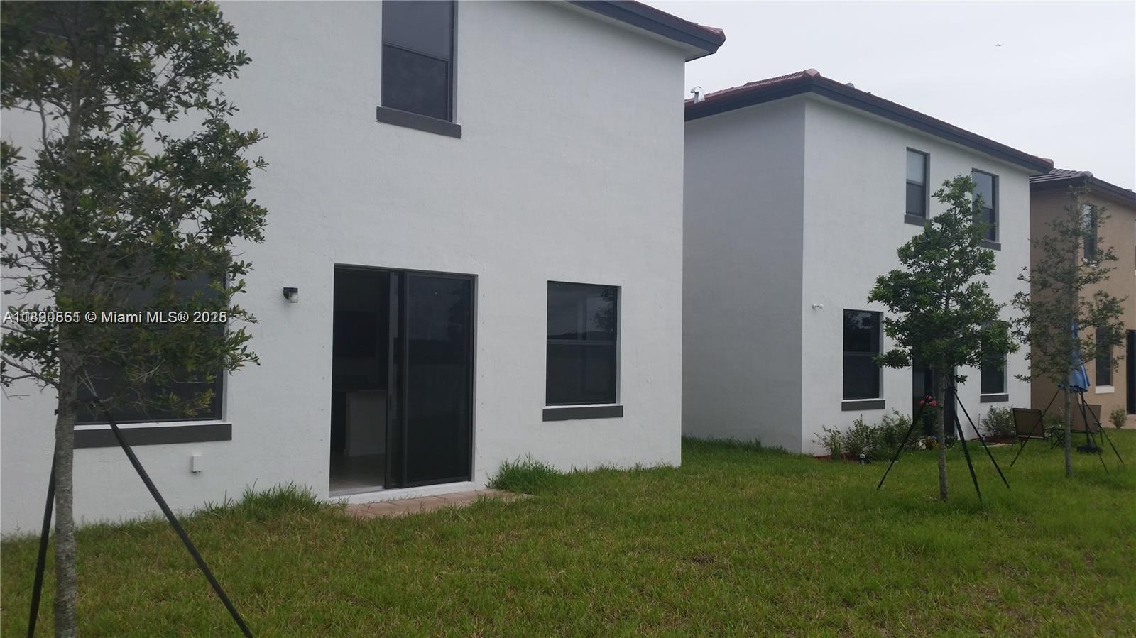 AQUABELLA SECTION ONE - Residential Lease