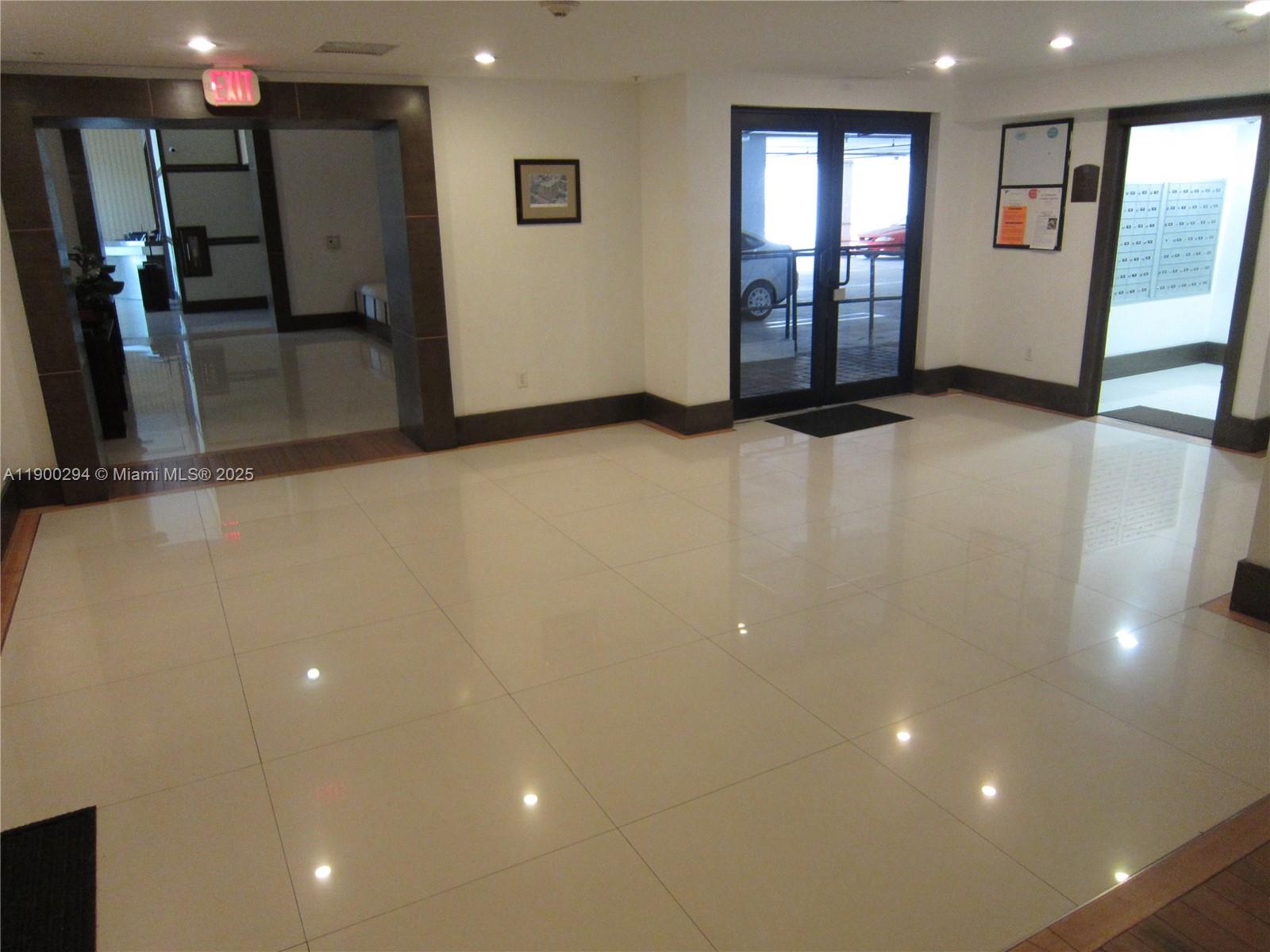 KEYSTONE PARK CONDO - Residential Lease