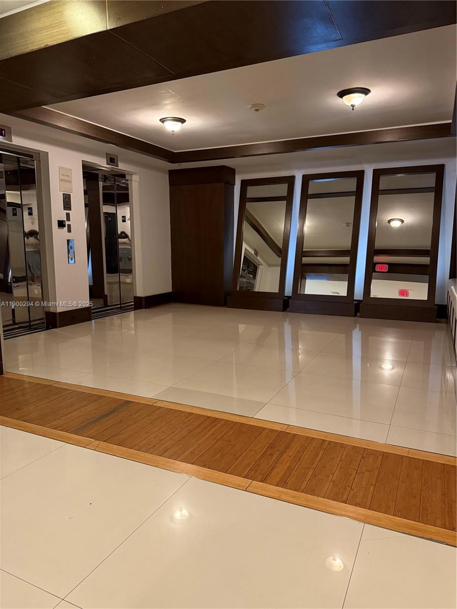 KEYSTONE PARK CONDO - Residential Lease