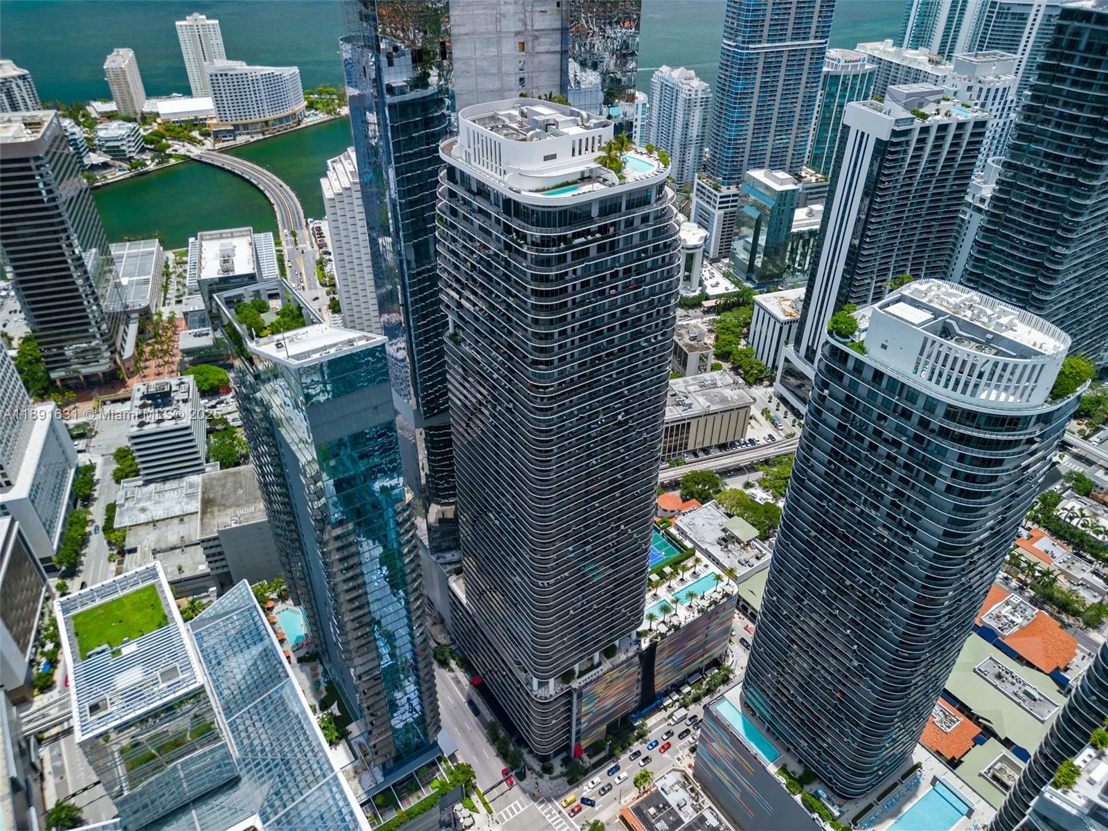 801 SMA RESIDENCES CONDO - Residential