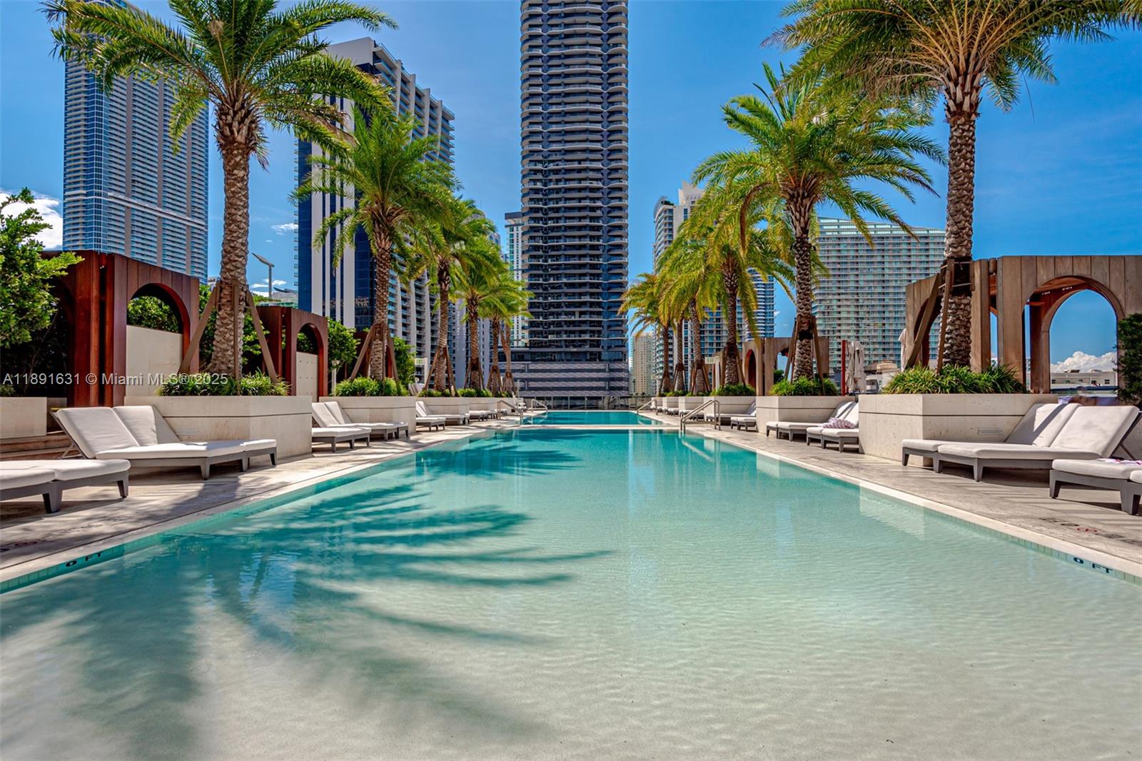 801 SMA RESIDENCES CONDO - Residential