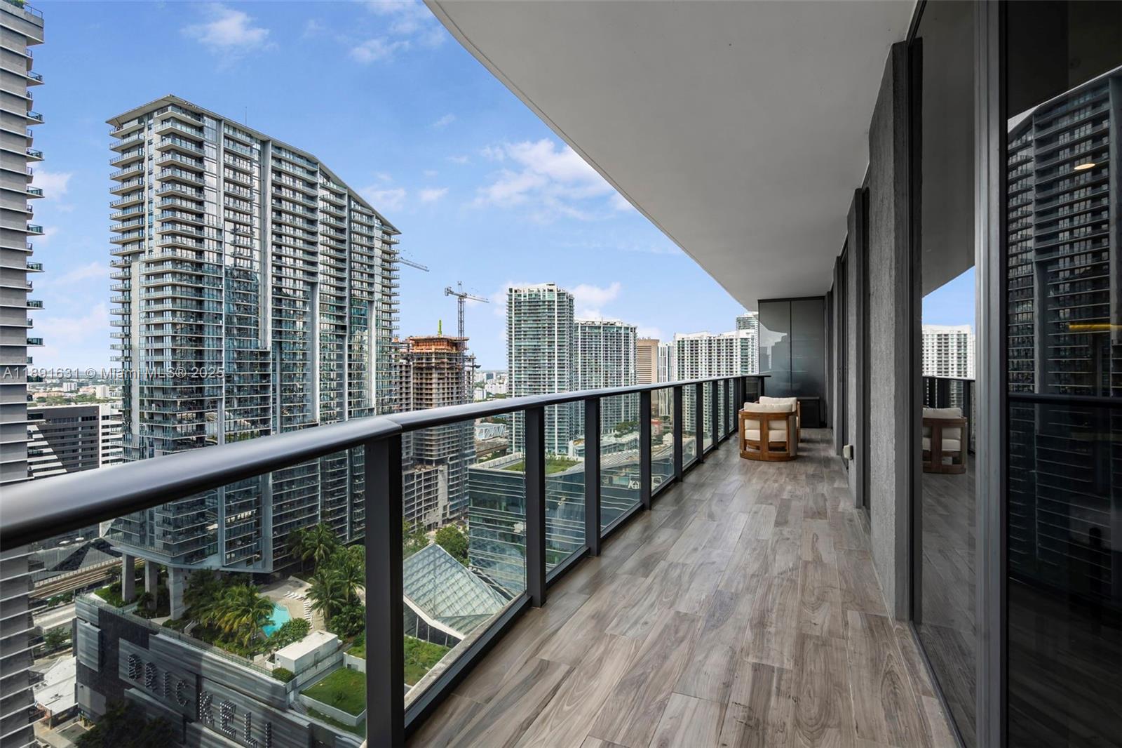 801 SMA RESIDENCES CONDO - Residential