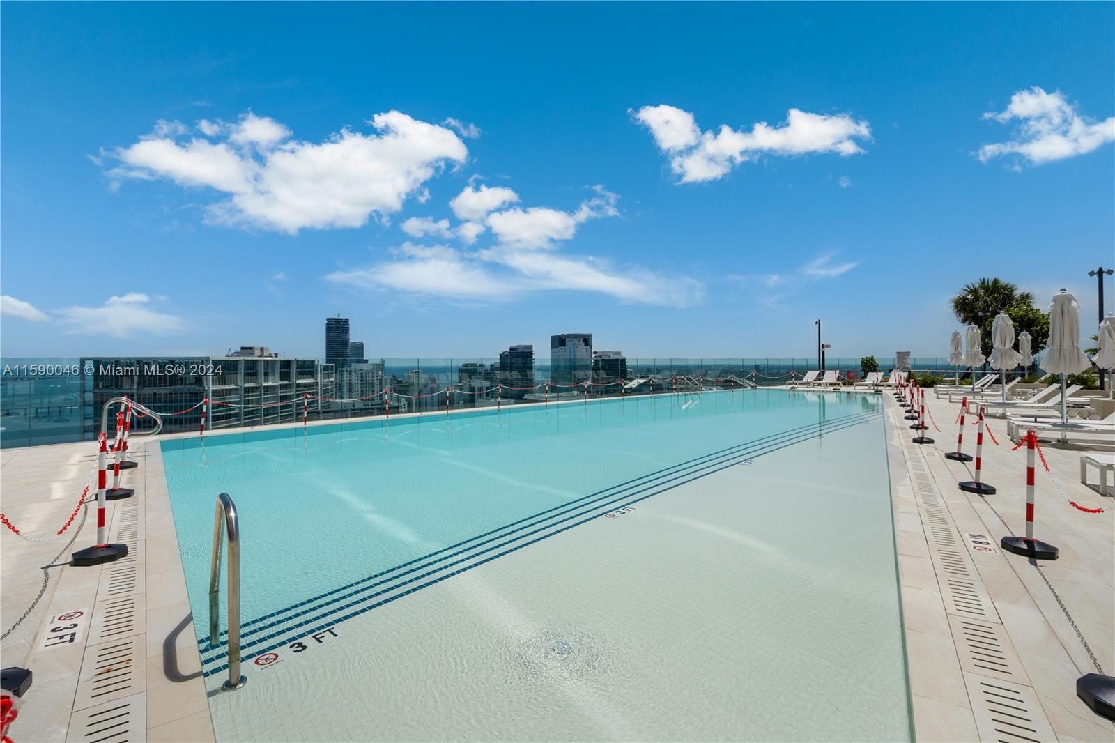 ASTON MARTIN RESIDENCES - Residential