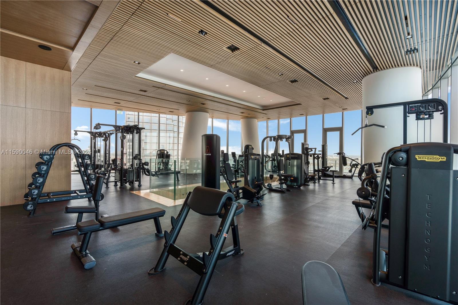 ASTON MARTIN RESIDENCES - Residential