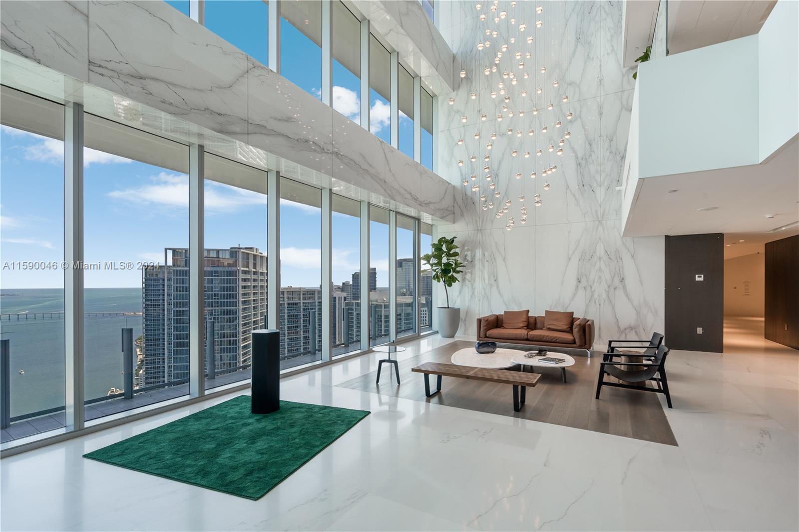 ASTON MARTIN RESIDENCES - Residential