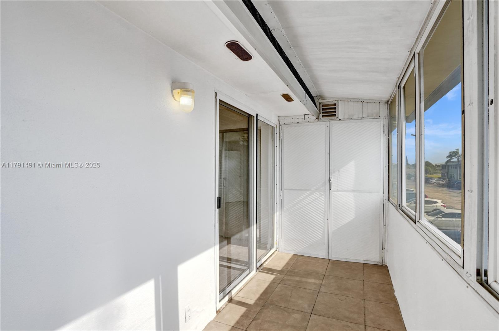 KINGS POINT MONACO CONDOS - Residential