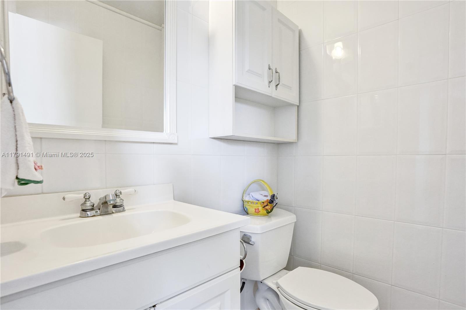 KINGS POINT MONACO CONDOS - Residential