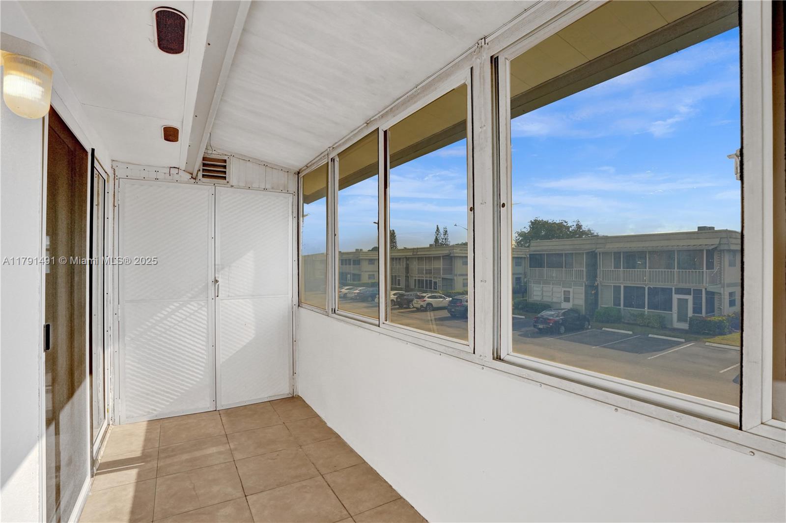 KINGS POINT MONACO CONDOS - Residential
