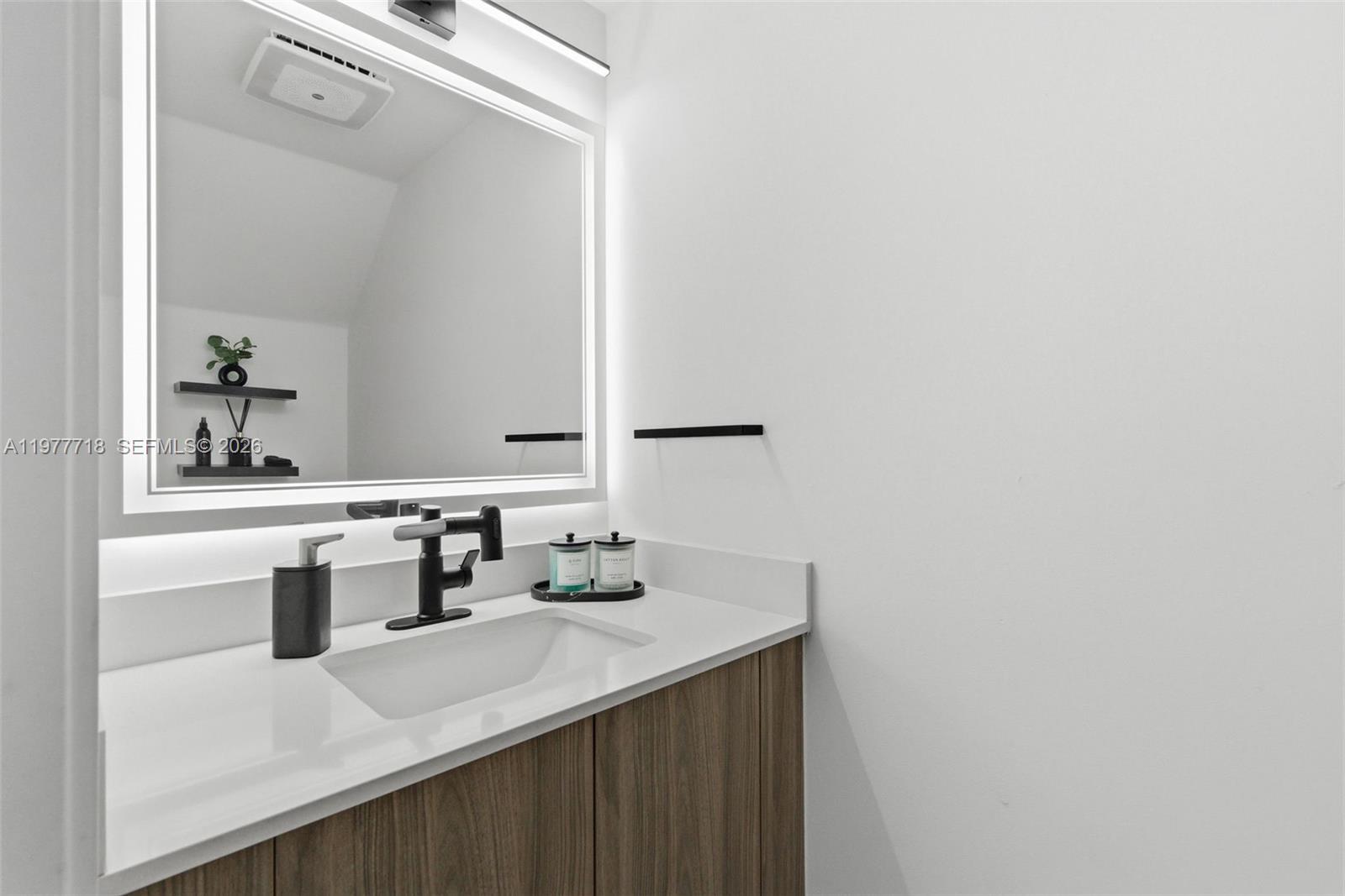 CENTURY GARDENS SOUTH - Residential