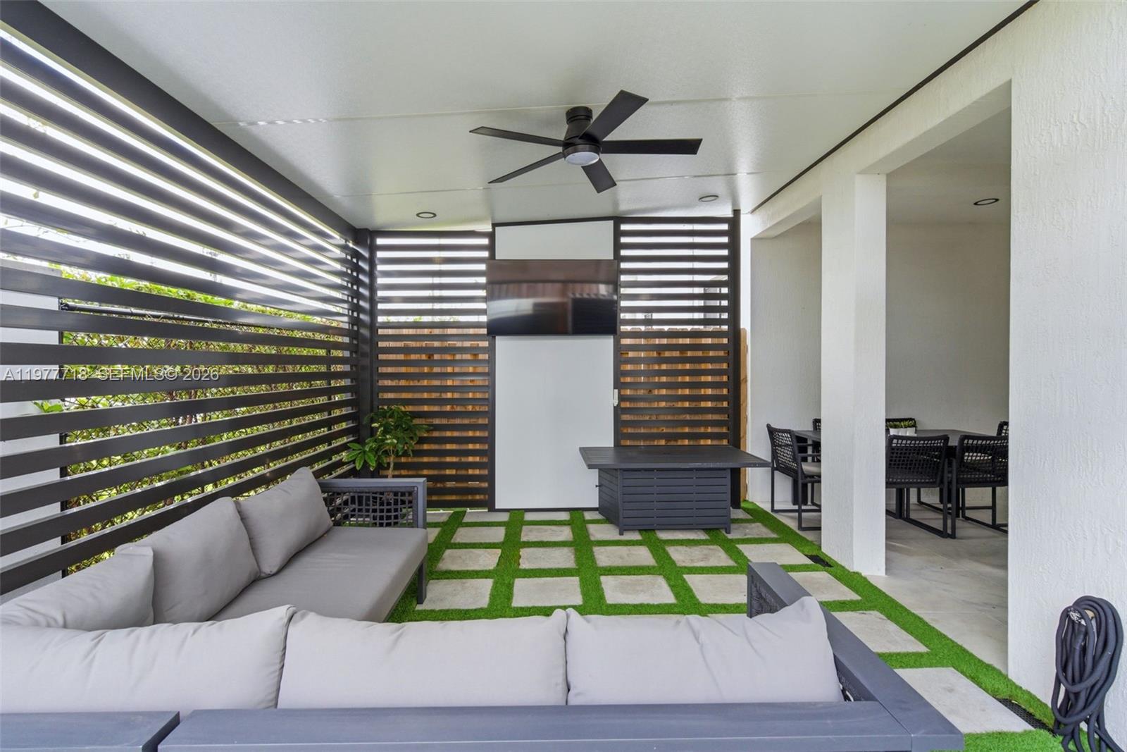 CENTURY GARDENS SOUTH - Residential