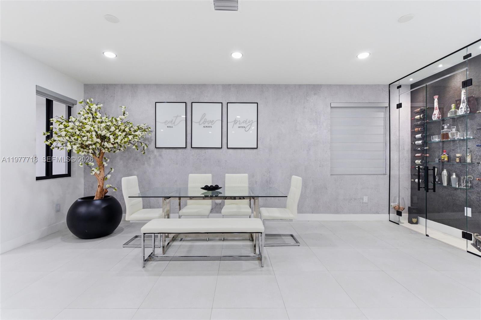 CENTURY GARDENS SOUTH - Residential