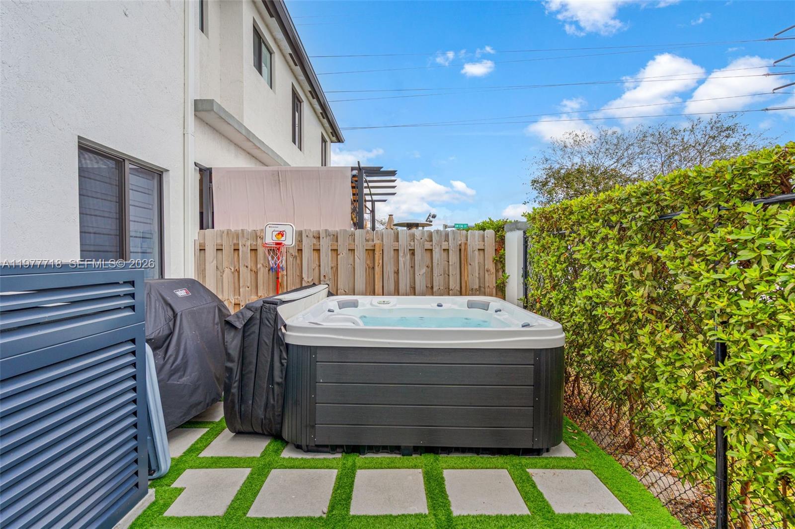 CENTURY GARDENS SOUTH - Residential