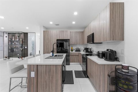 Tiny photo for 13615 SW 157th Ct, Miami, FL 33196 (MLS # A11977718)