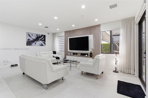 Tiny photo for 13615 SW 157th Ct, Miami, FL 33196 (MLS # A11977718)