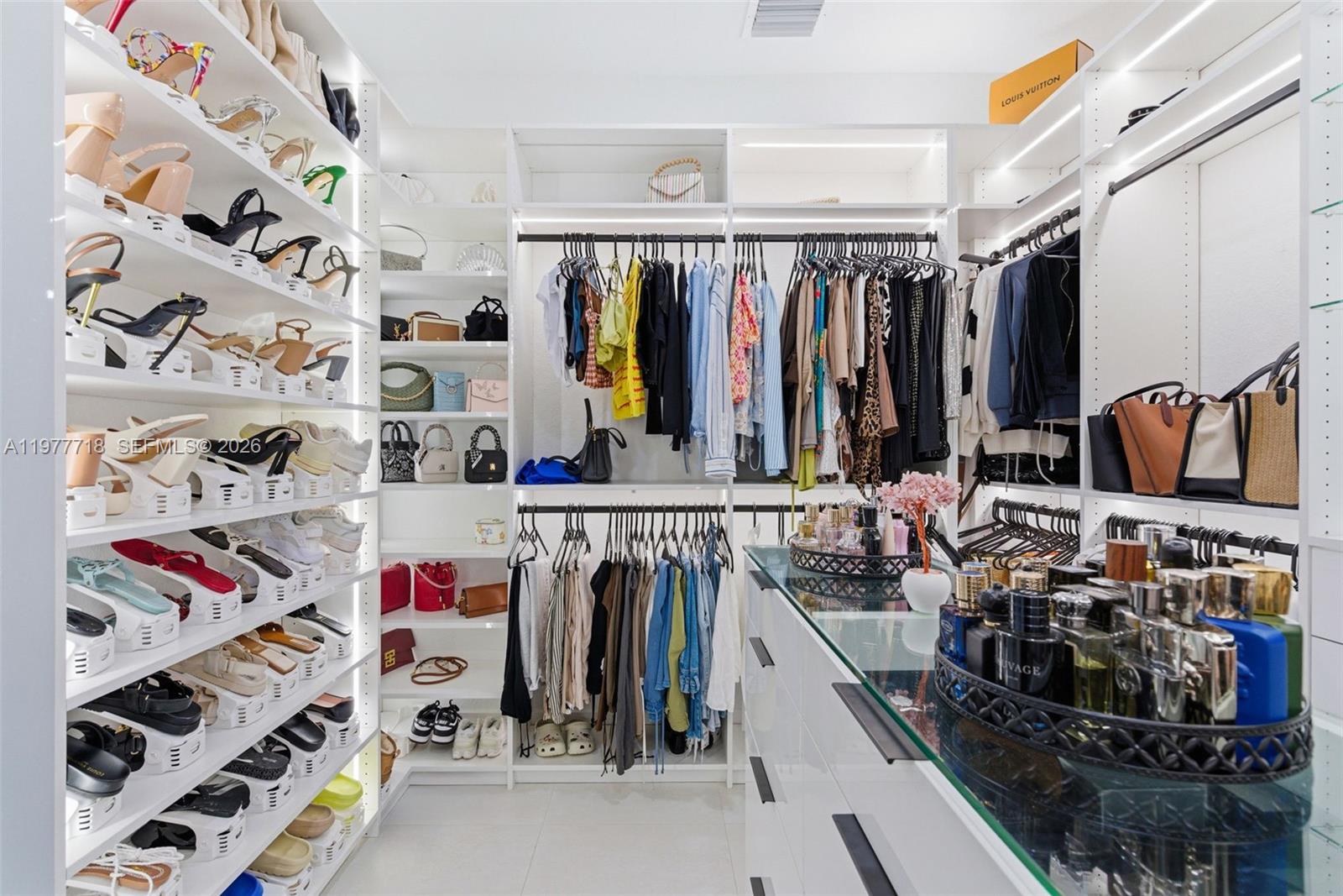 CENTURY GARDENS SOUTH - Residential