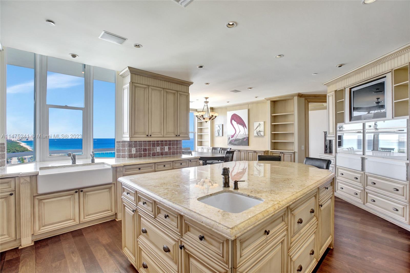 RENAISSANCE ON THE OCEAN - Residential Lease