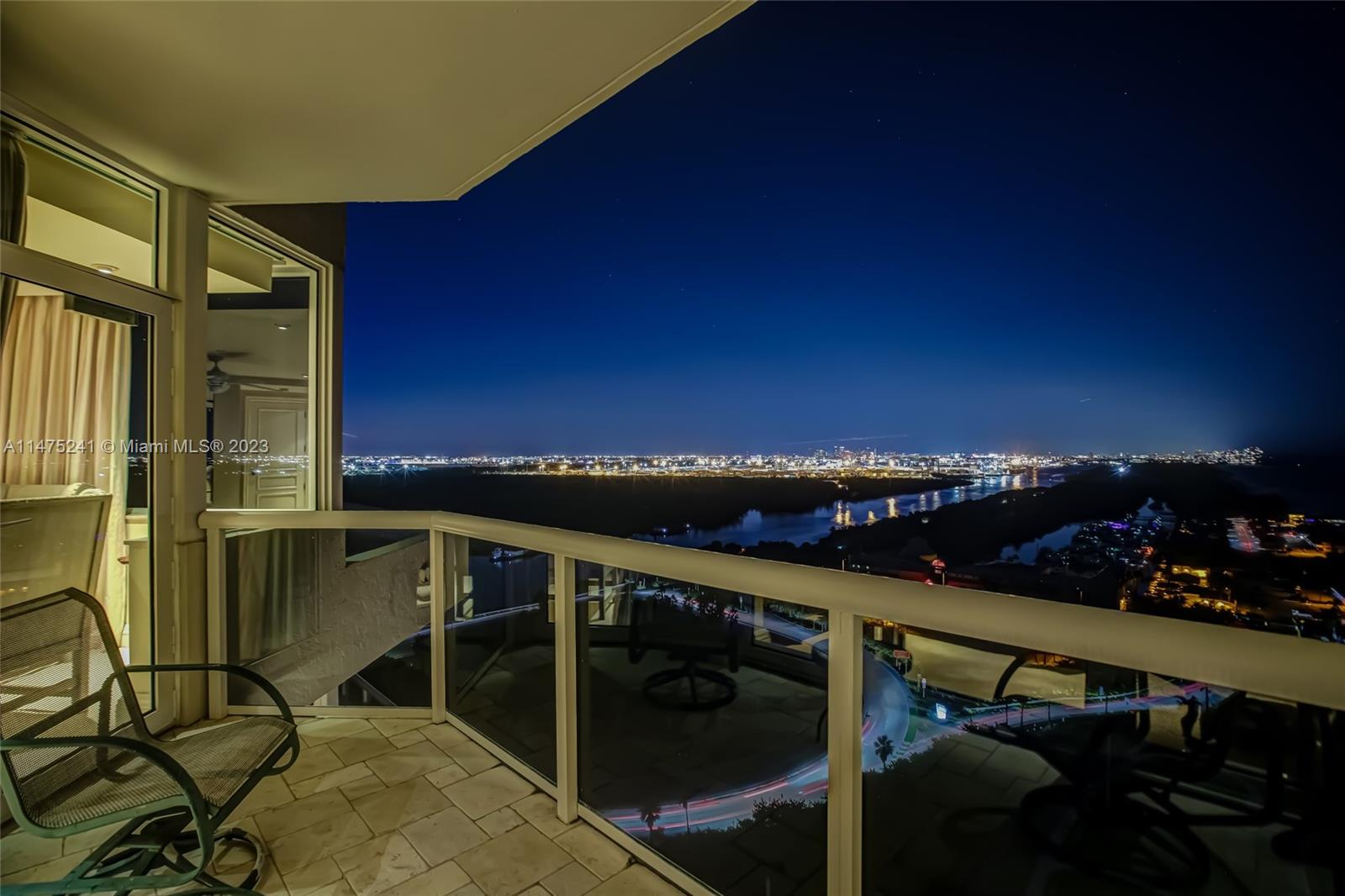 RENAISSANCE ON THE OCEAN - Residential Lease