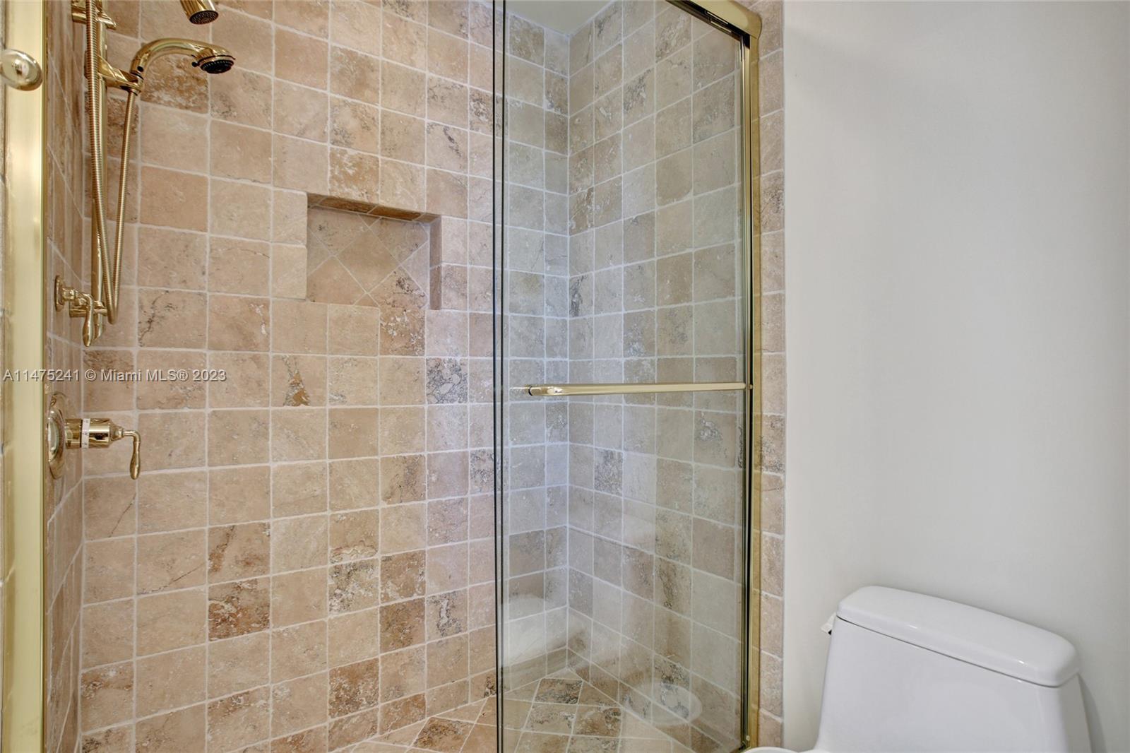 RENAISSANCE ON THE OCEAN - Residential Lease