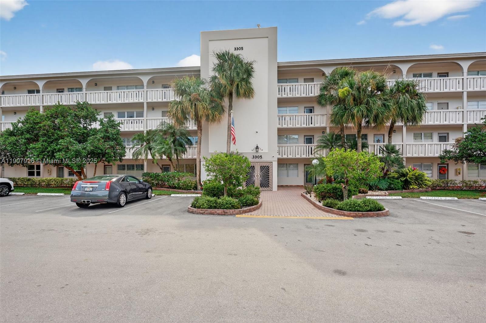 ARUBA VILLAGE E CONDO - Residential